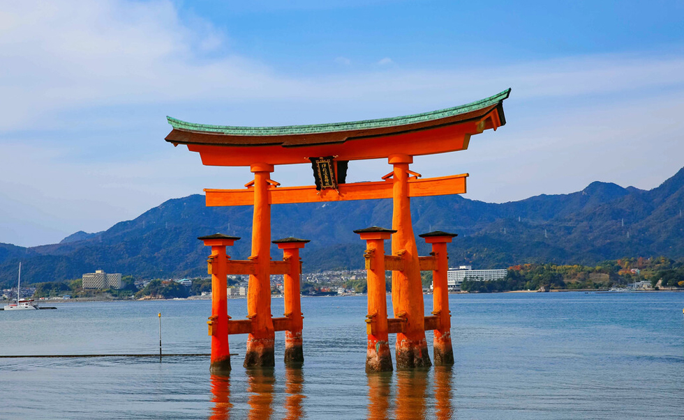 芦之湖海上鸟居 芦之湖海上鸟居
