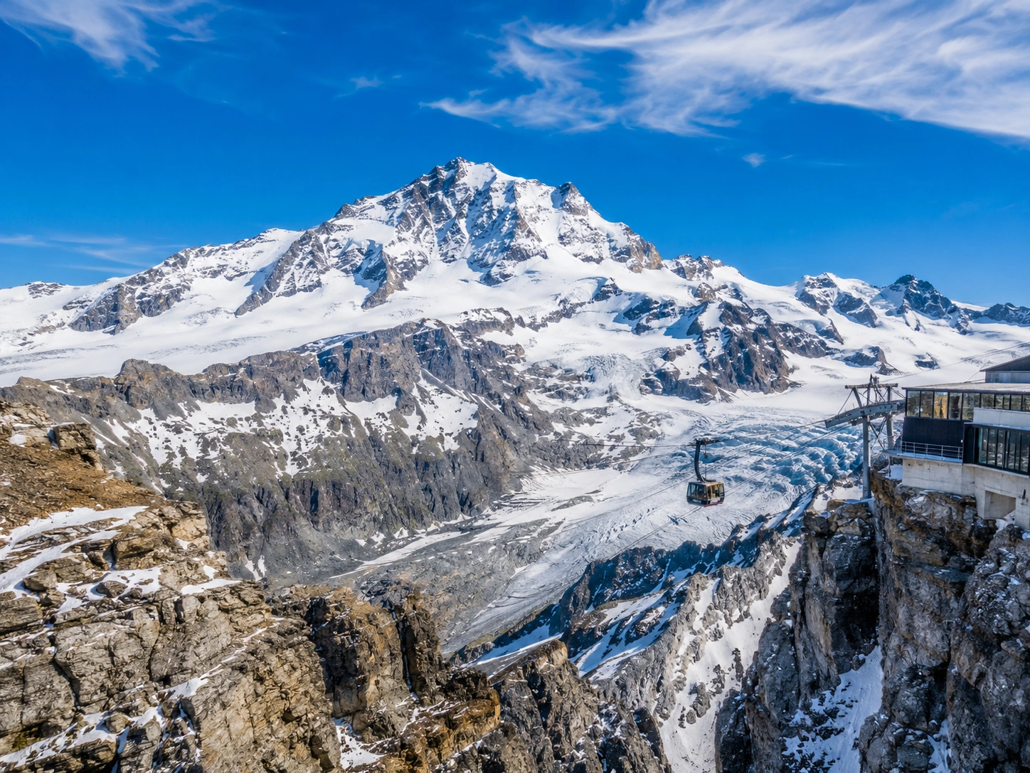 铁力士山.webp