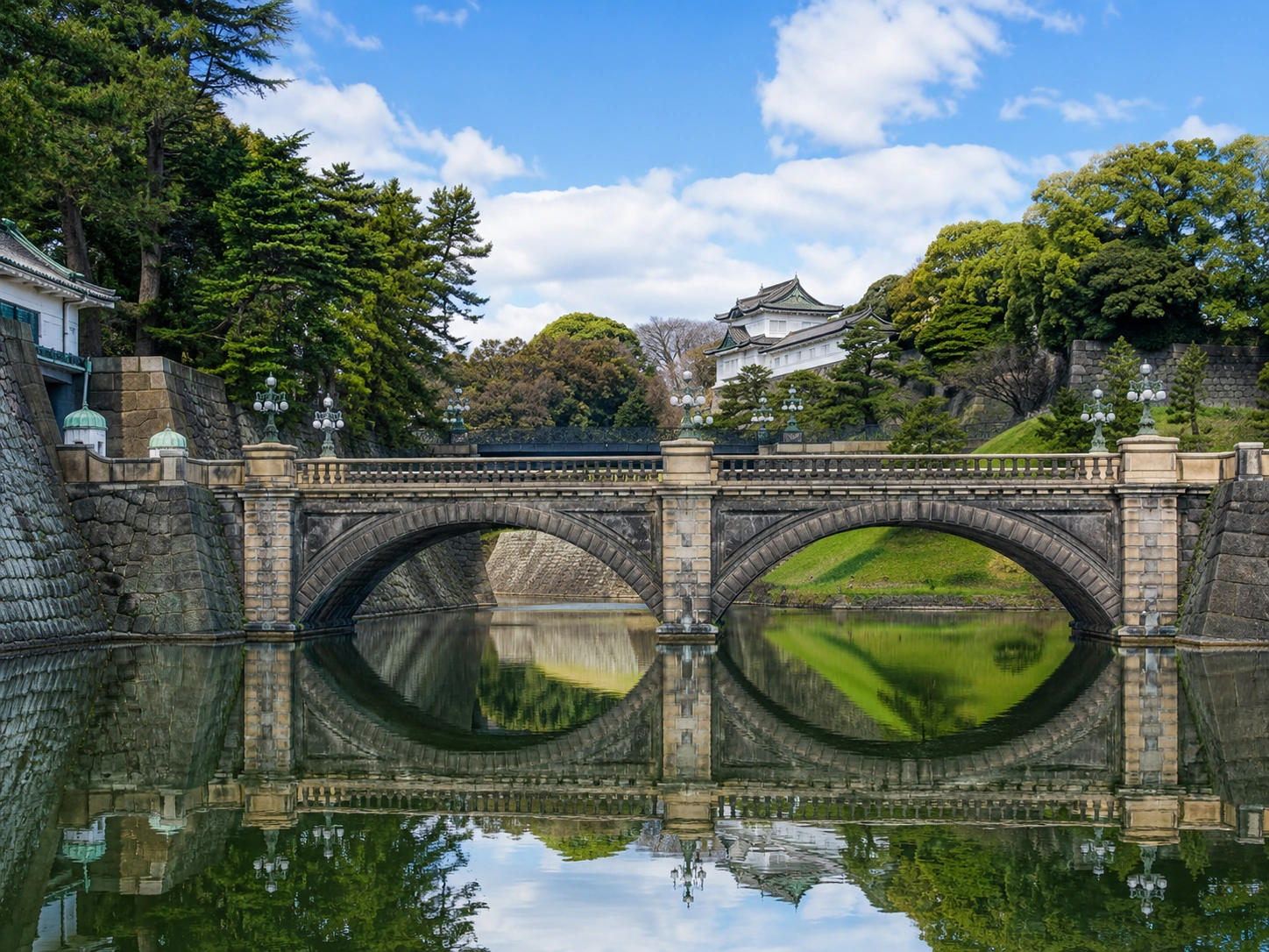 皇居二重桥.webp